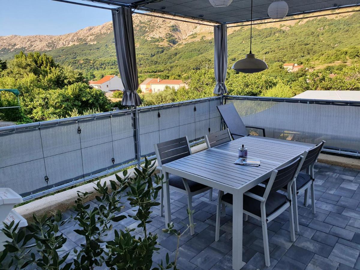 Relax House Rosemary Lägenhet Draga Bašćanska Exteriör bild